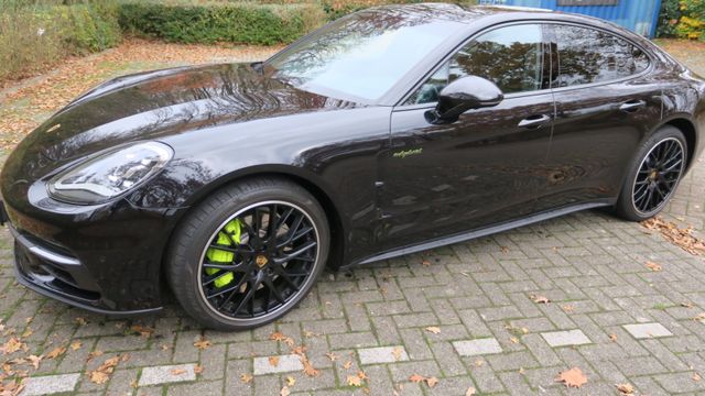 Porsche Panamera 4 E-Hybrid - PANO-4KL-BOSE nur 55tkm !