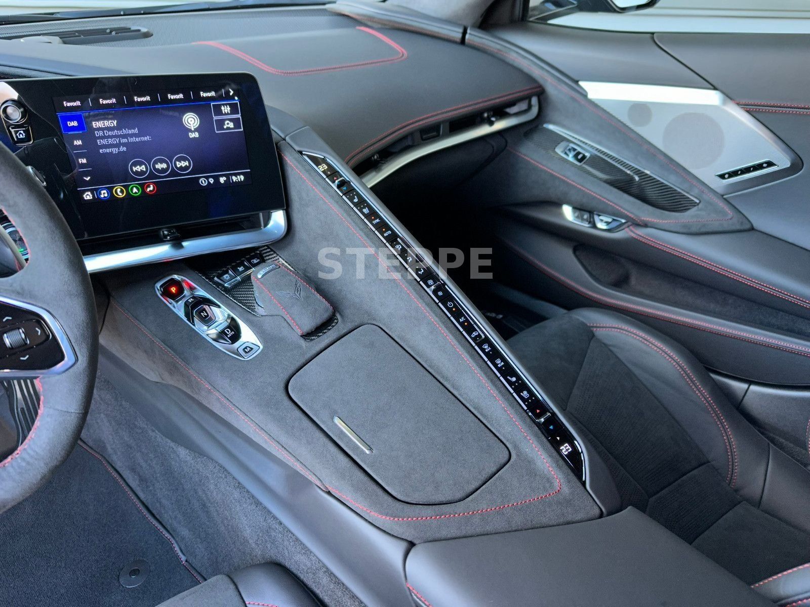 Corvette C8 Stingray Coupe 6,2 V8 3LT Europamodell