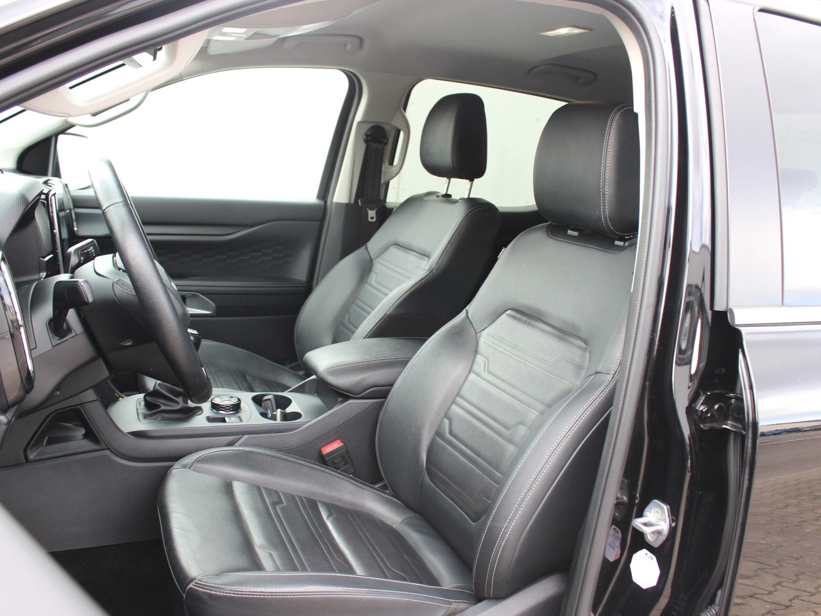 Fahrzeugabbildung Ford Ranger Limited 4x4 Doppelkabine 2,0 EcoBlue