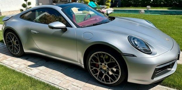 Porsche 992