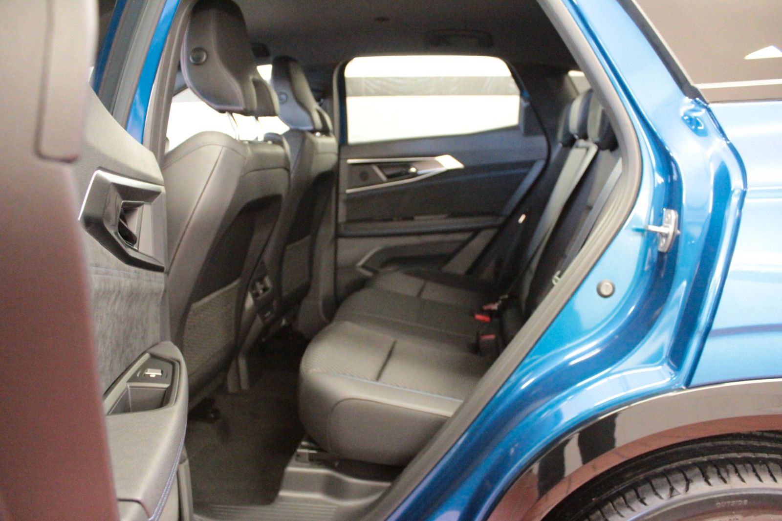 Fahrzeugabbildung Renault Austral Mild Hybrid 160 Esprit Alpine #15394