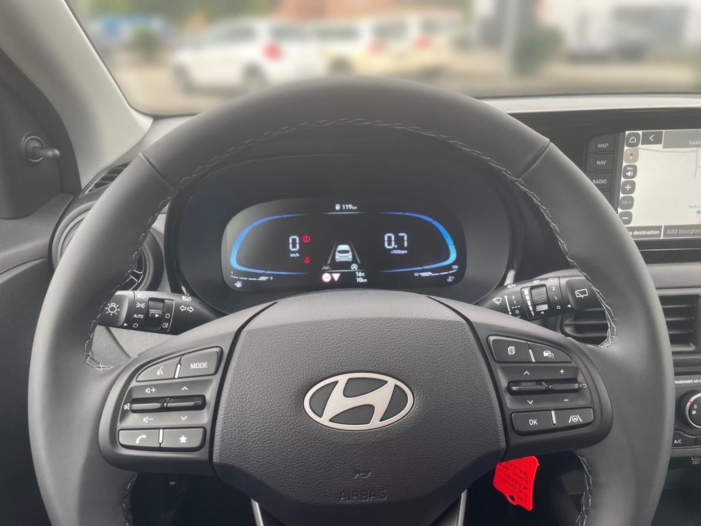 Fahrzeugabbildung Hyundai i10 1.0 SELECT NAVI+KAMERA+PDC+KLIMA+ACAA