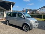 Volkswagen T5 Transporter Bus Shuttle/ 8Sitze /AHK/TÜV neu - gebrauchte VW T5 Transporter aus dem Jahr 2005