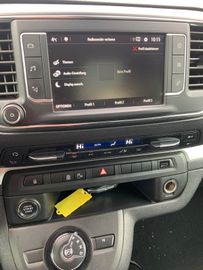 Bild 28 Opel Zafira Life Innovation M 7 Sitze