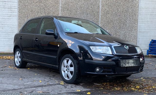 Skoda Fabia Style TÜV/ALUFELGEN/SERVICE NEU