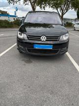Volkswagen Sharan 2.0 TDI SCR Highline AHK Pano