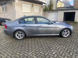 BMW 316i Limousine, Facelift-Modell (E90 LCI) - BMW 316 in Duisburg