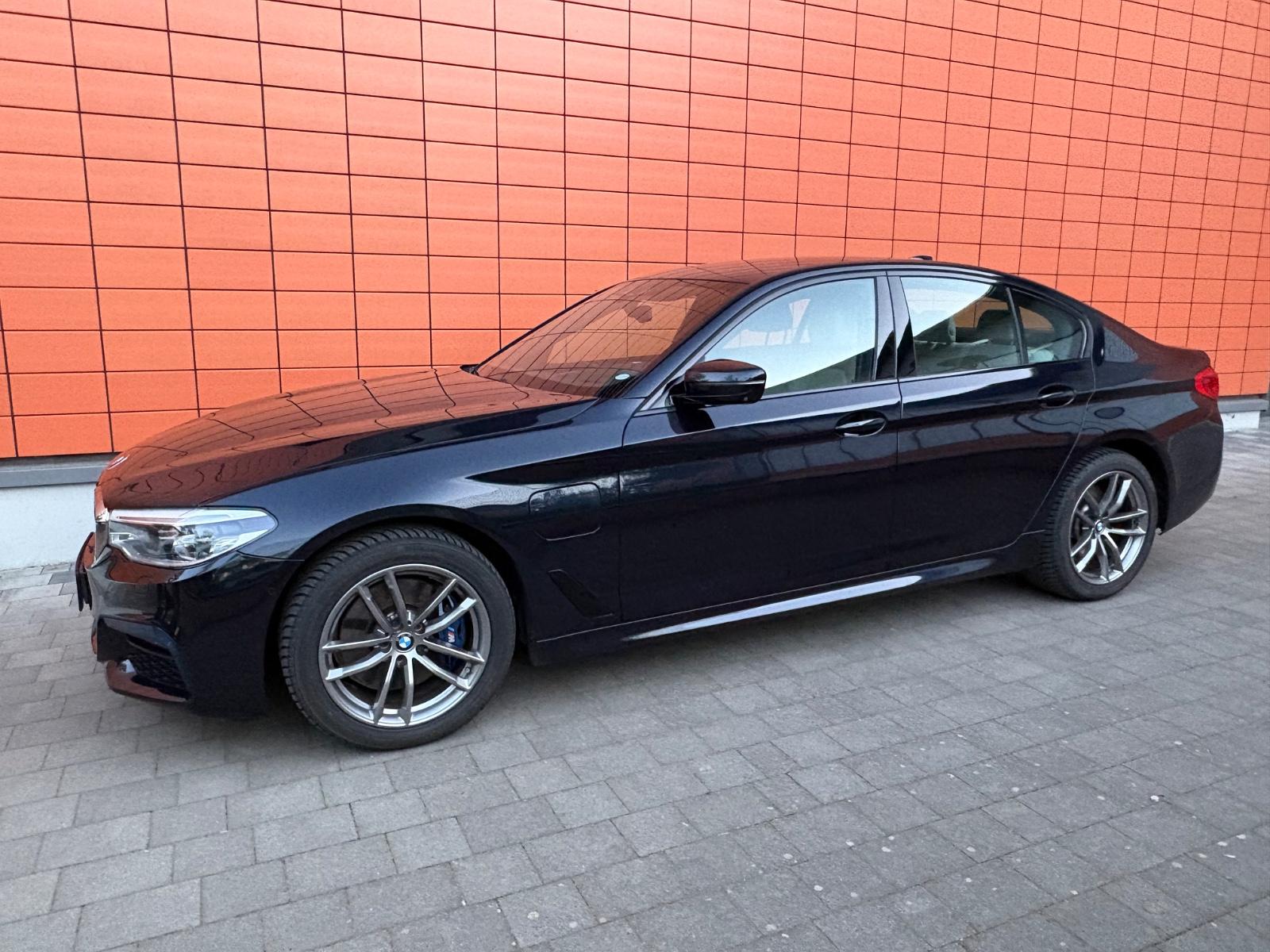 BMW 530 e M Sport Paket IPerformace Head-Up