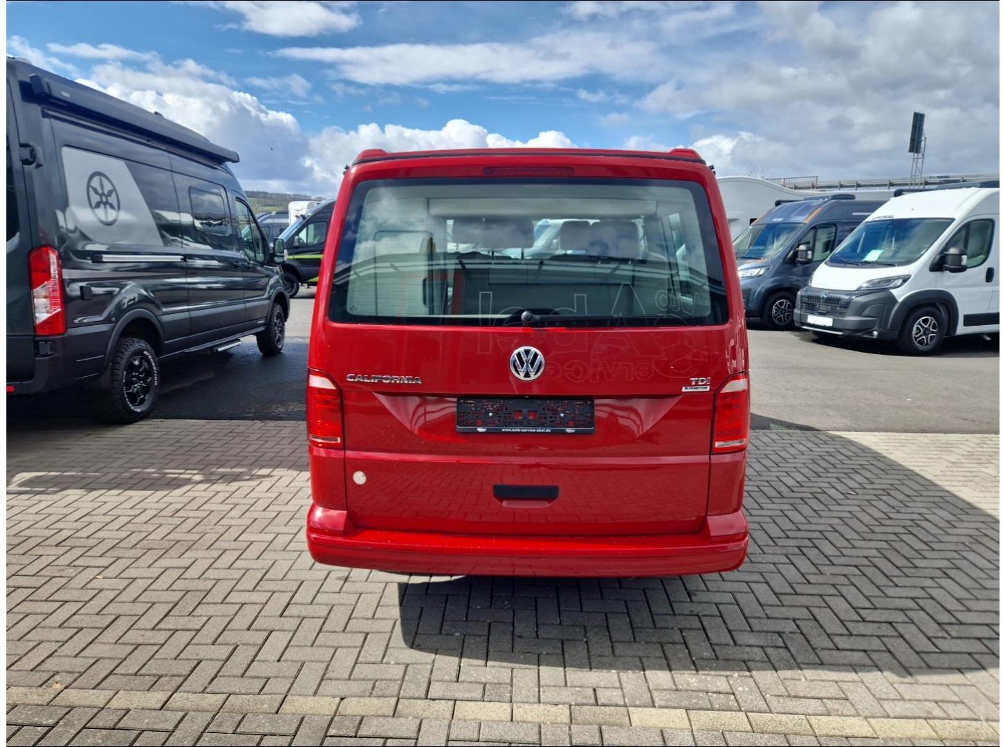 VOLKSWAGEN T6 CALIFORNIA 2.0 TDI 150CH - COAST - BVM - ATTELAGE - CAMÉRA ASSIST - 1ERE MAIN