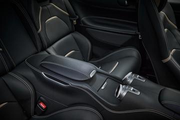 صورة مصغرة 23 لـ 2016 Ferrari GTC4LUSSO