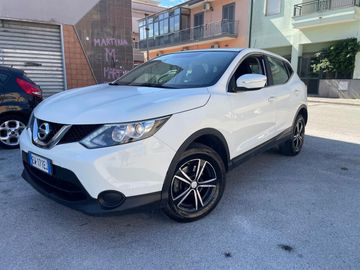 Nissan Qashqai - 1