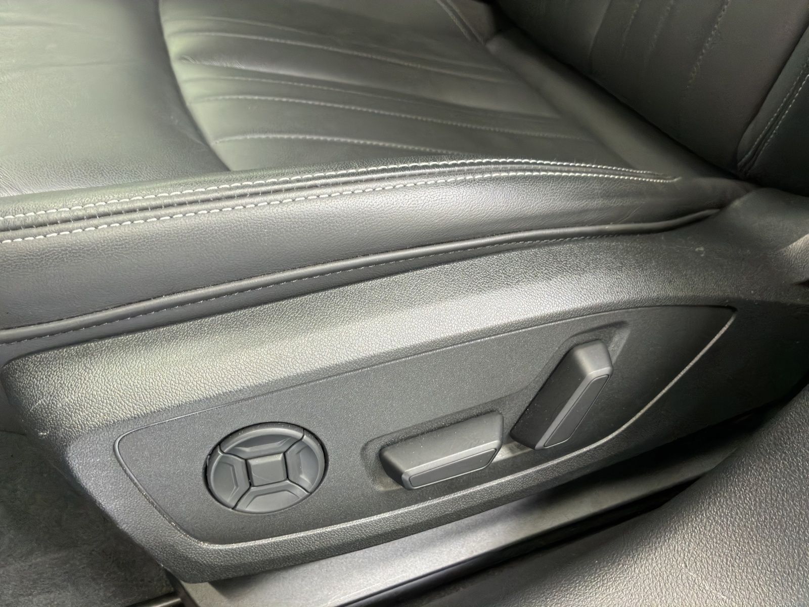 Audi A6 - Bild 17