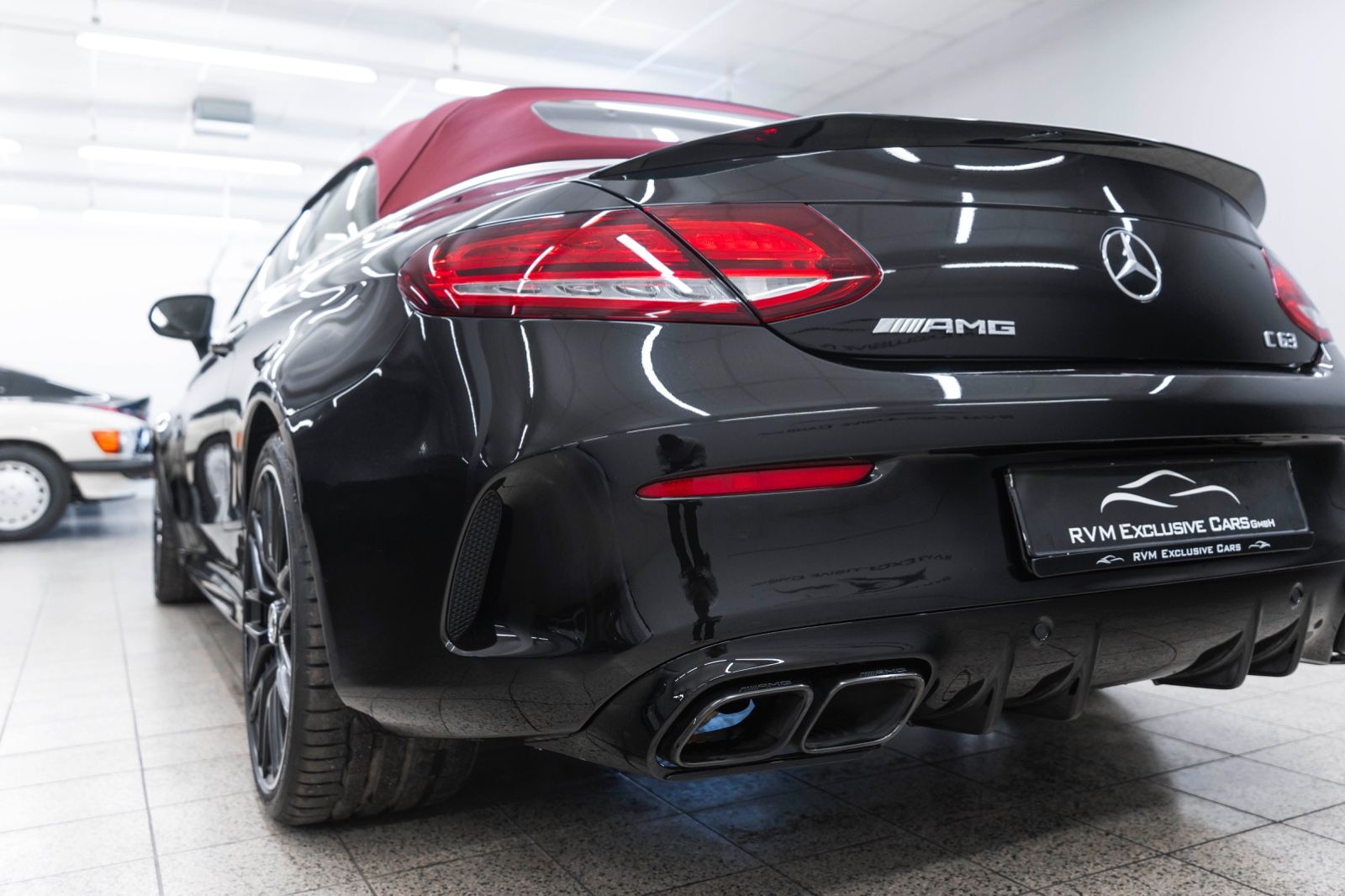 Fahrzeugabbildung Mercedes-Benz C 63 CABRIO AMG LED BURMESTER NAV KAM TOTW