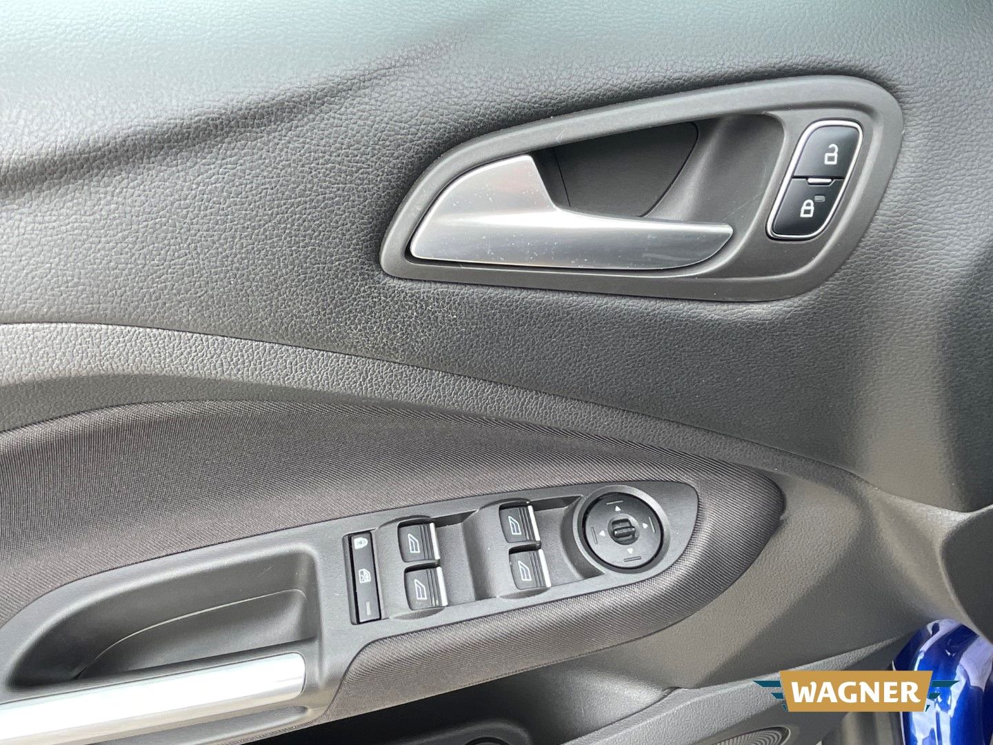 Fahrzeugabbildung Ford C-Max Titanium Klimaautomatik Sitzheizung