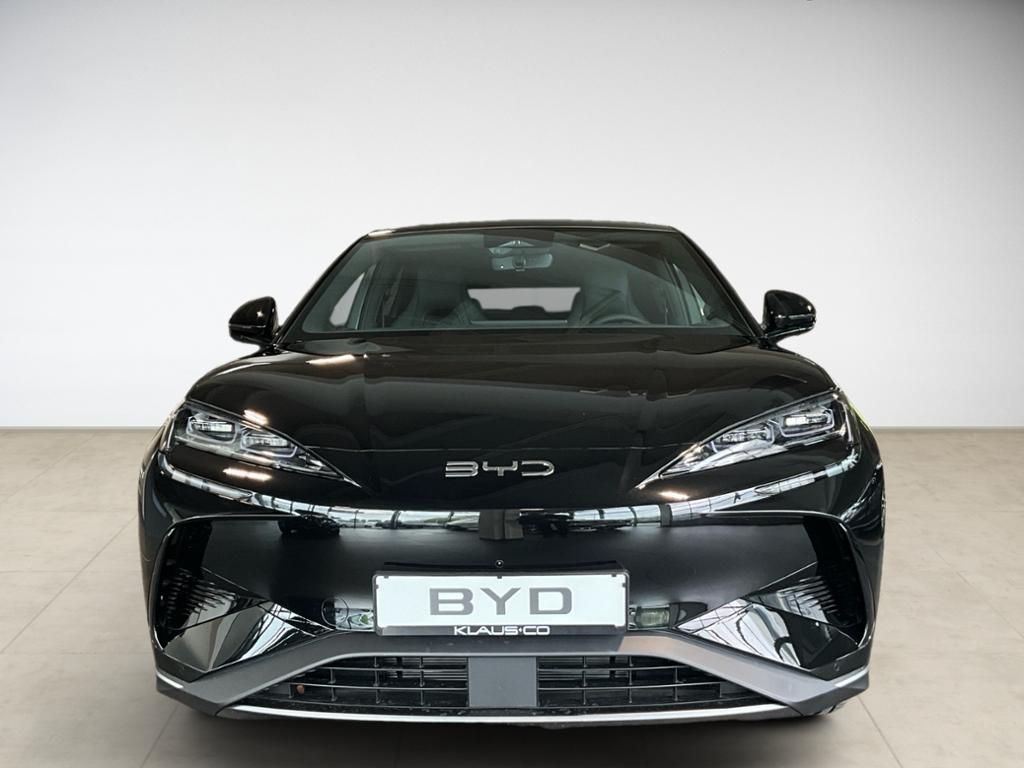BYD SEALION 7