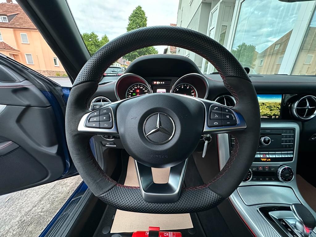 Mercedes-Benz SLC 300