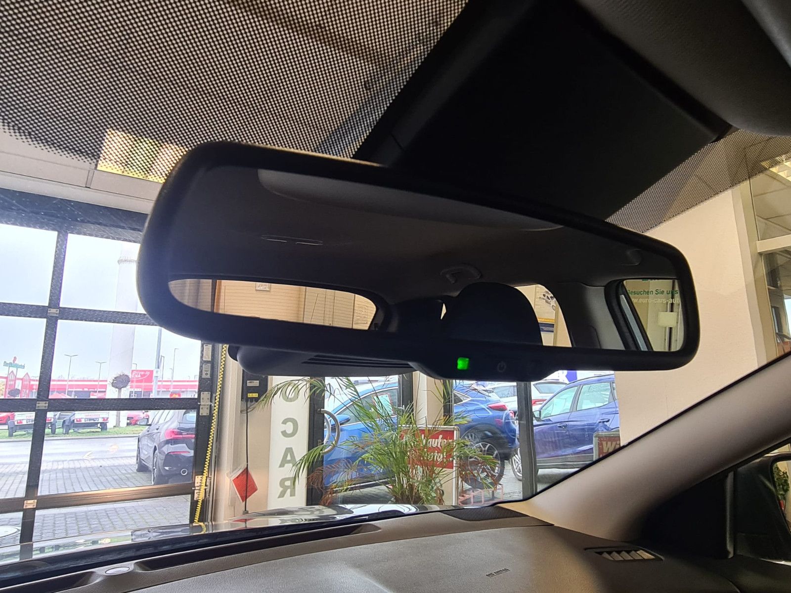 Fahrzeugabbildung Nissan Qashqai Acenta / KAMERA / SCHECKHEFT