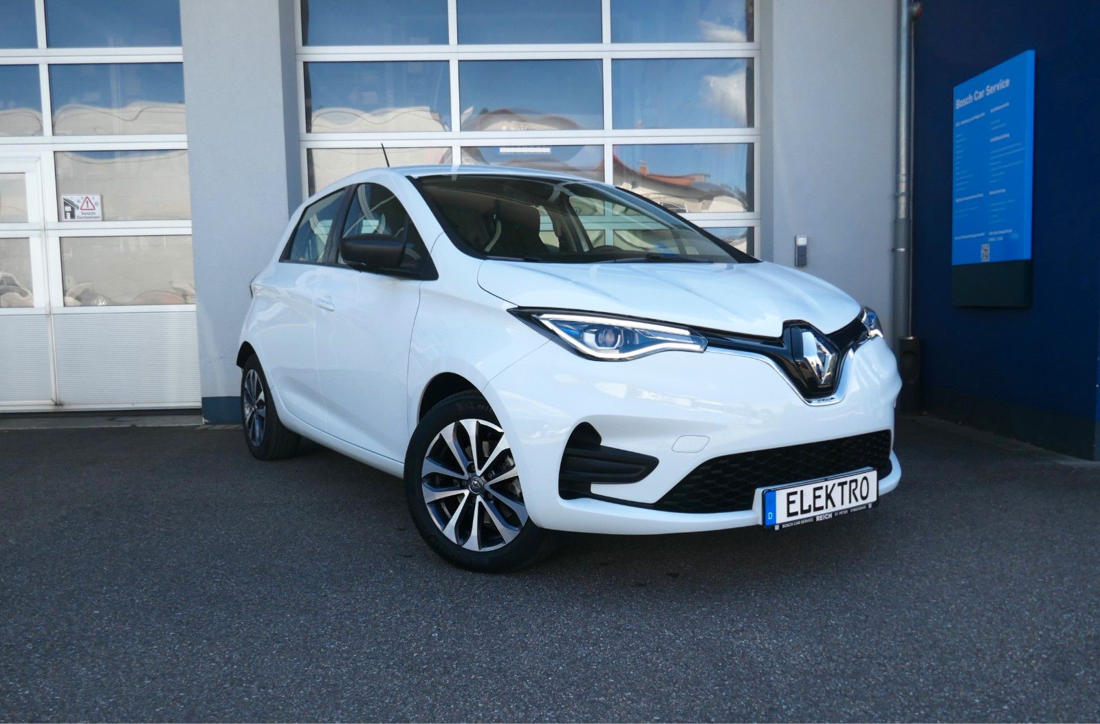 Renault ZOE (KAUFBATTERIE) Z.E. 50 SOH 96% STANDHZ imagem 3