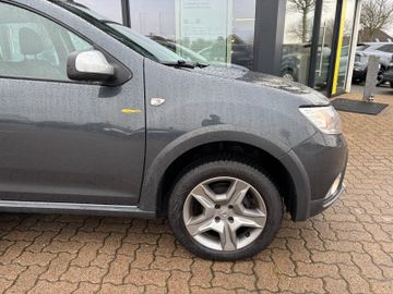 Dacia Sandero Stepway Prestige TCe 90 SS Easy-R