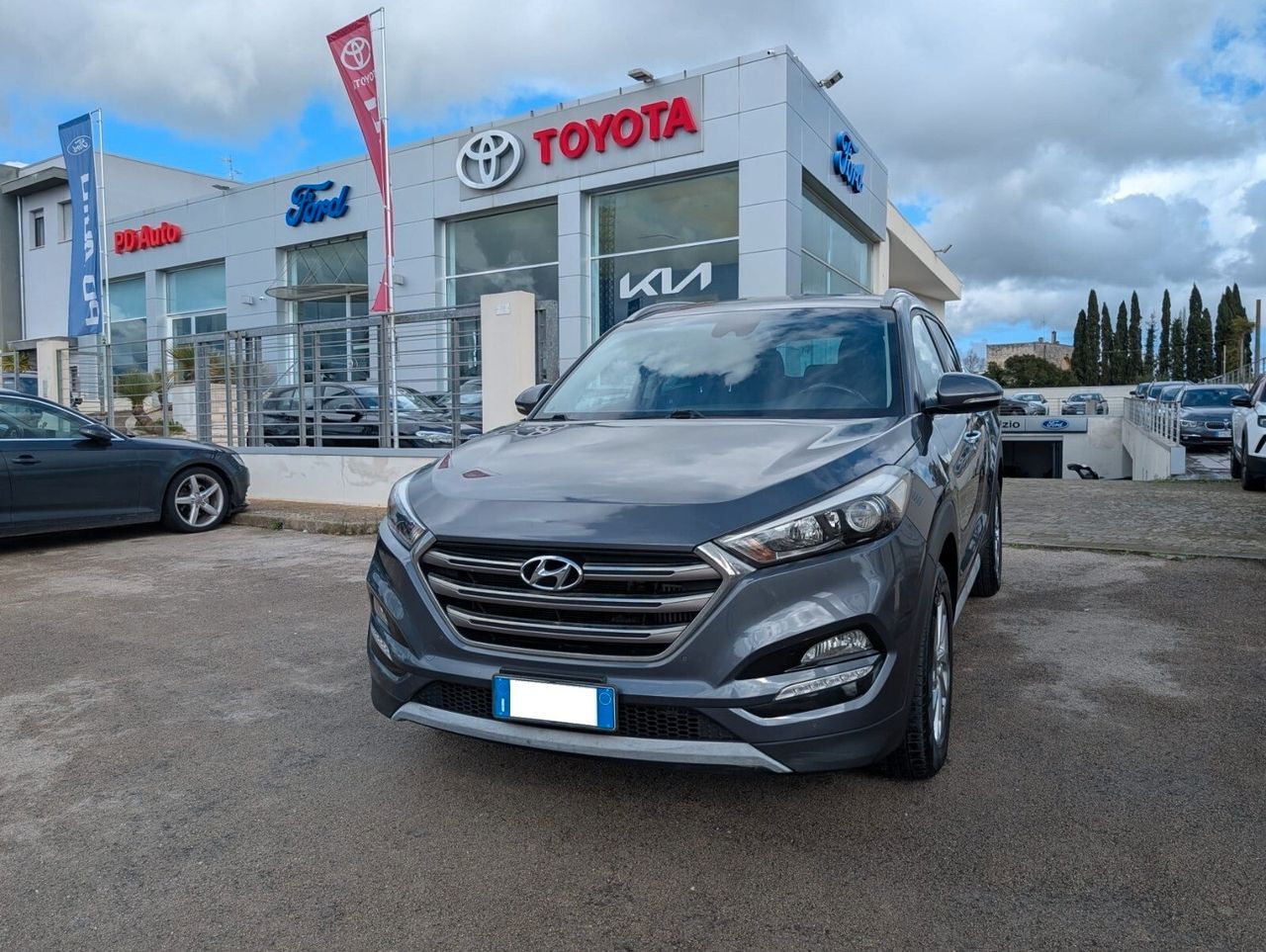 HYUNDAI Tucson