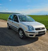 Ford Fusion 1.6 B-Max Minivan Service + Reifen neu - Ford Fusion: Se