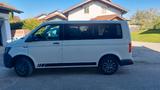 Volkswagen T6 Caravelle - weiße Volkswagen T6 Caravelle