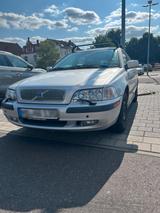 Volvo V40 1.8 Automatik  TÜV neu, gepflegt - gebrauchte Volvo V40 aus dem Jahr 2000