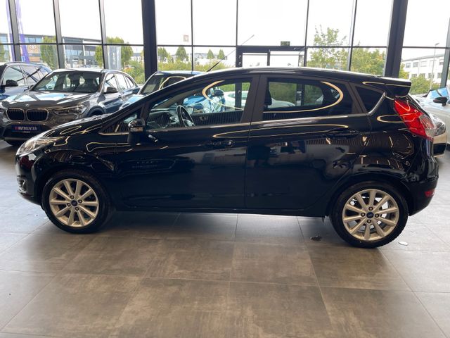 Ford Fiesta Titanium *NAVI*KLIMAAUTOMATIK*SZHZ*