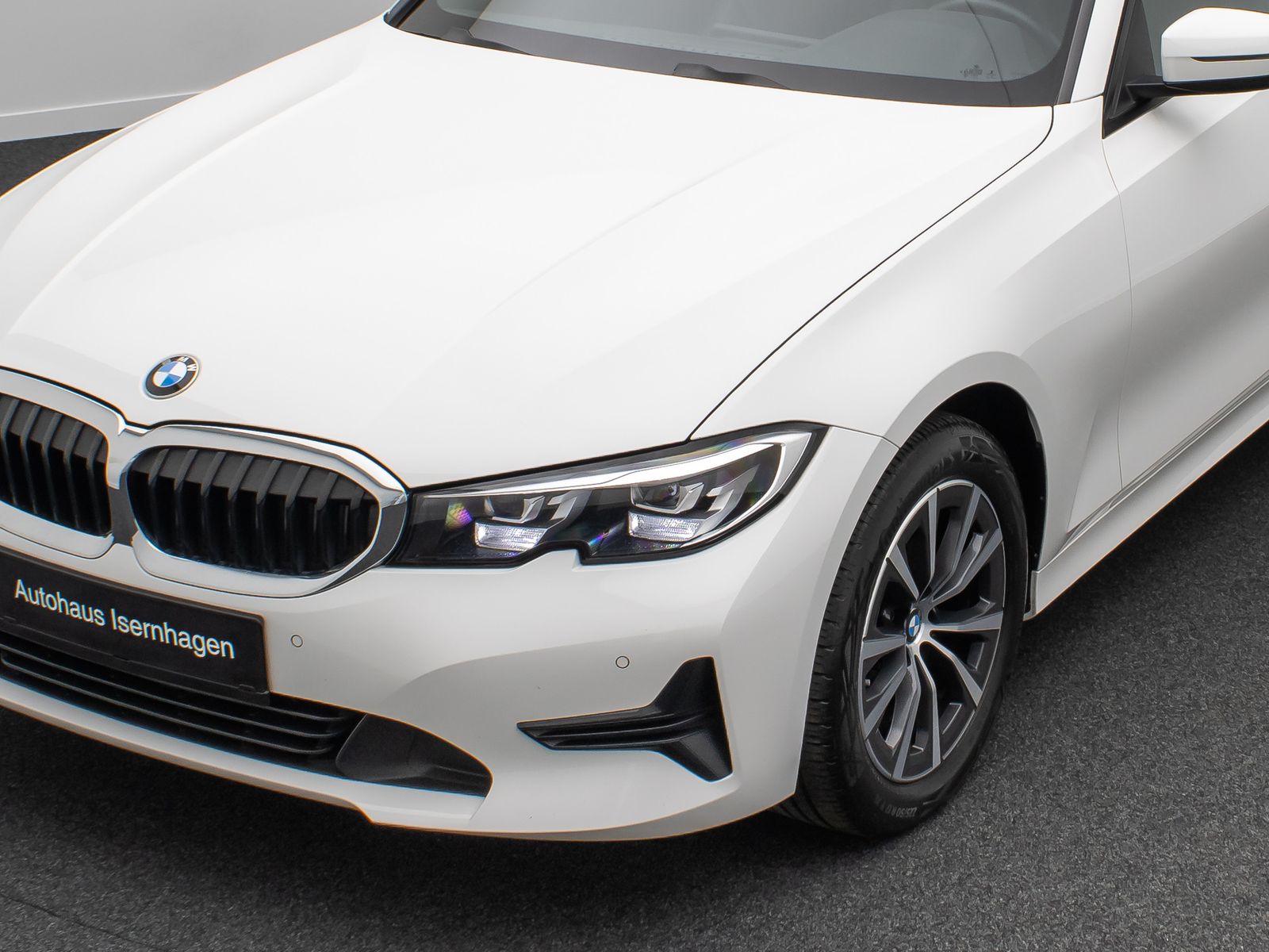 Fahrzeugabbildung BMW 320d xD Panorama PDC DAB Sport Geschwindigkeitsr
