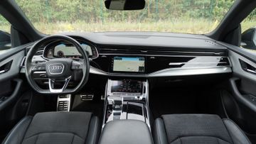 Audi Q8 - 12