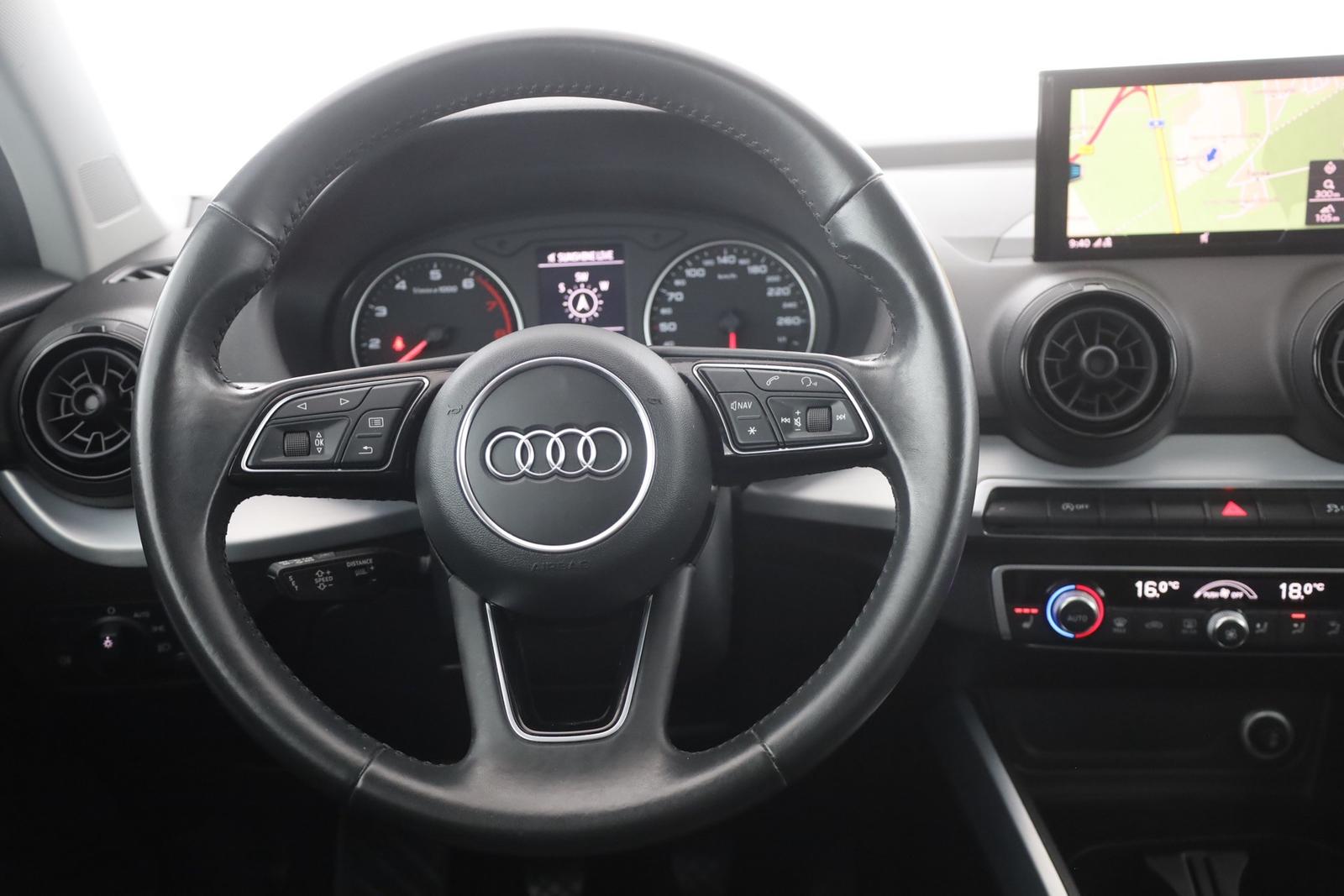 Audi Q2 30 TFSI Sport Navi Sitzheizung AHK