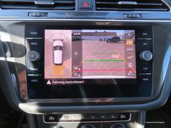 VW Tiguan Allspace 2.0 TDI Highl 4M R-Line Pano AHK VW Tiguan Allspace 2.0 TDI Highl 4M R-Line Pano AHK