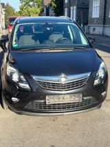 Opel 7-Sitzer Zafira Tourer 2.0 CDTI m. Fahrradträger - Opel Zafira Tourer in Wuppertal