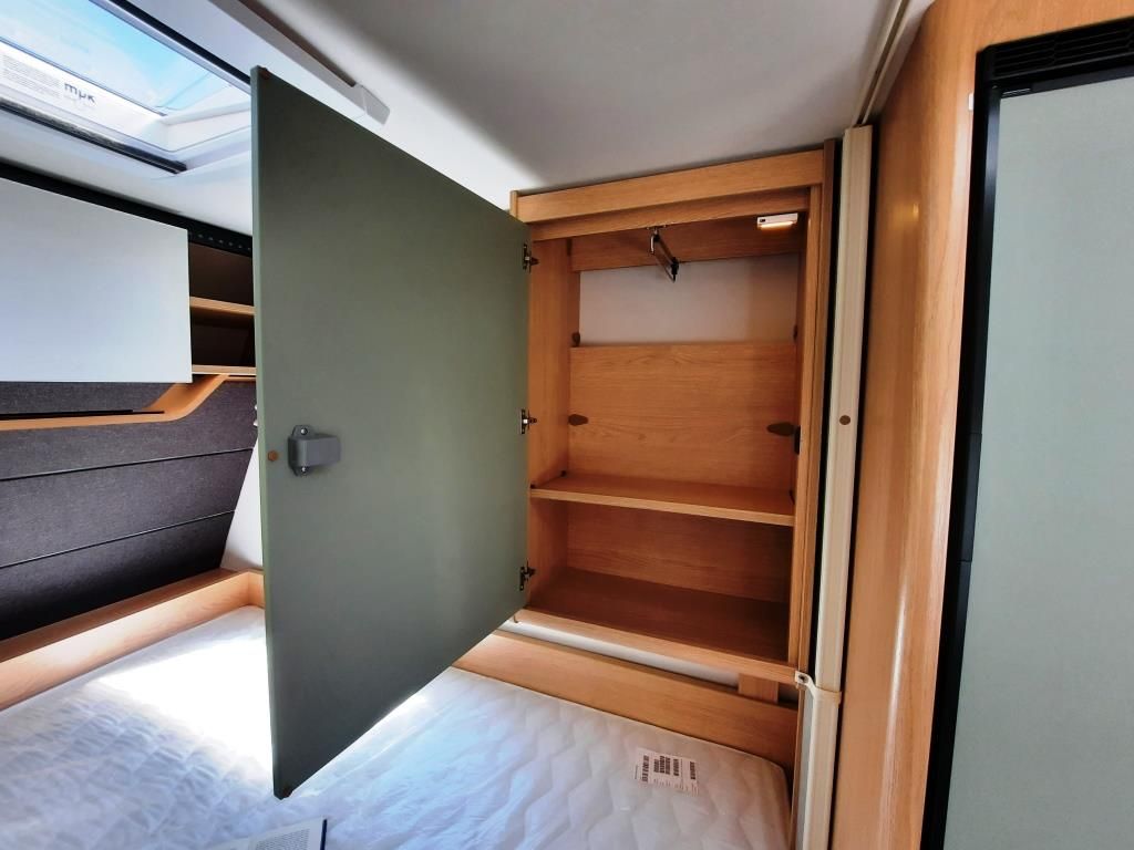Fahrzeugabbildung LMC Style 440 D Verfüg./Sparen Sie 3.441,- €