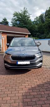 Skoda Karoq 1.5l TSI *LUXUSAUSSTATTUNG* *WIE NEU* 