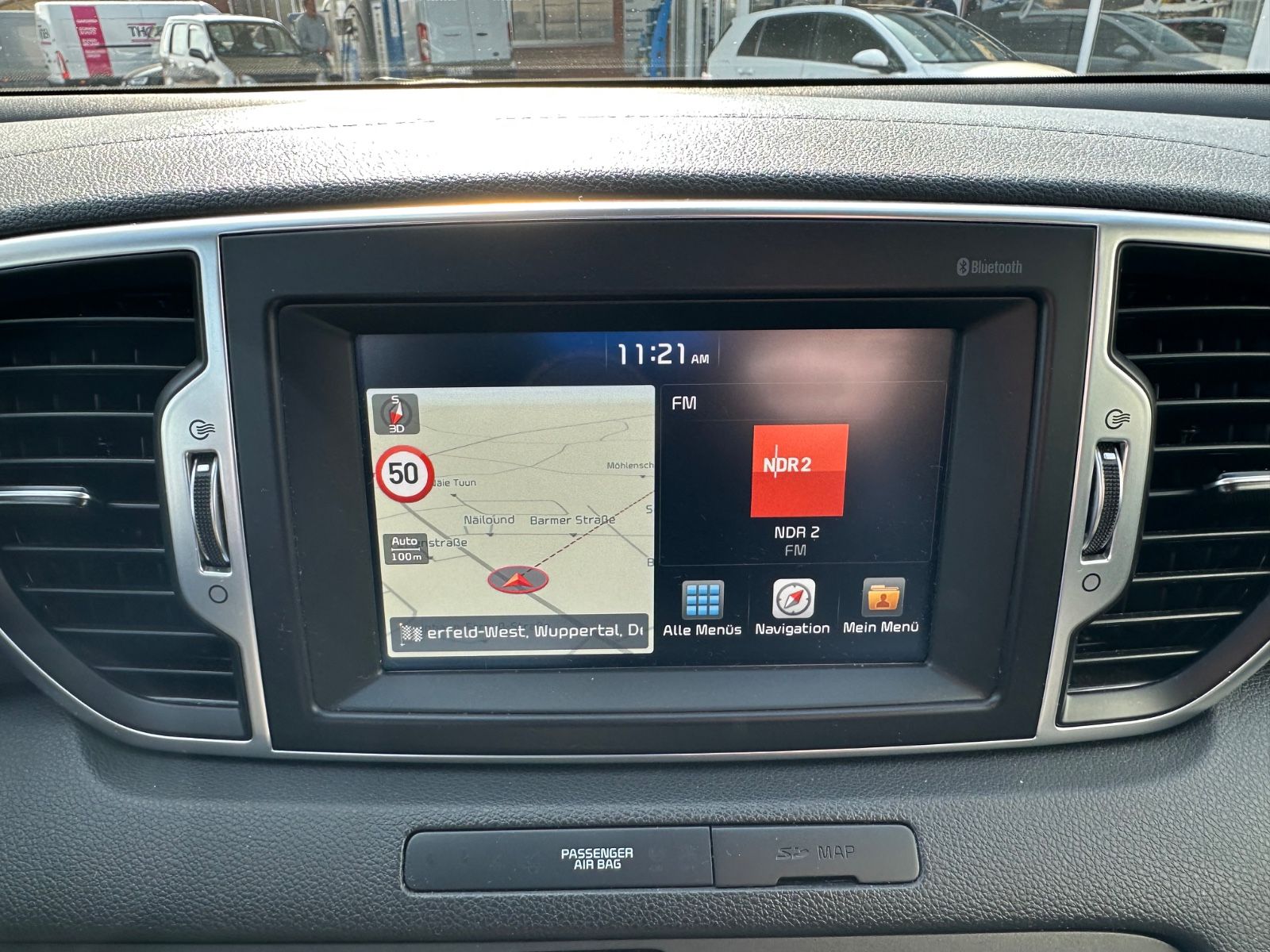 Fahrzeugabbildung Kia Sportage 1.6 GDI Dream Team Navi/SHZG/GRA/BT/GJR