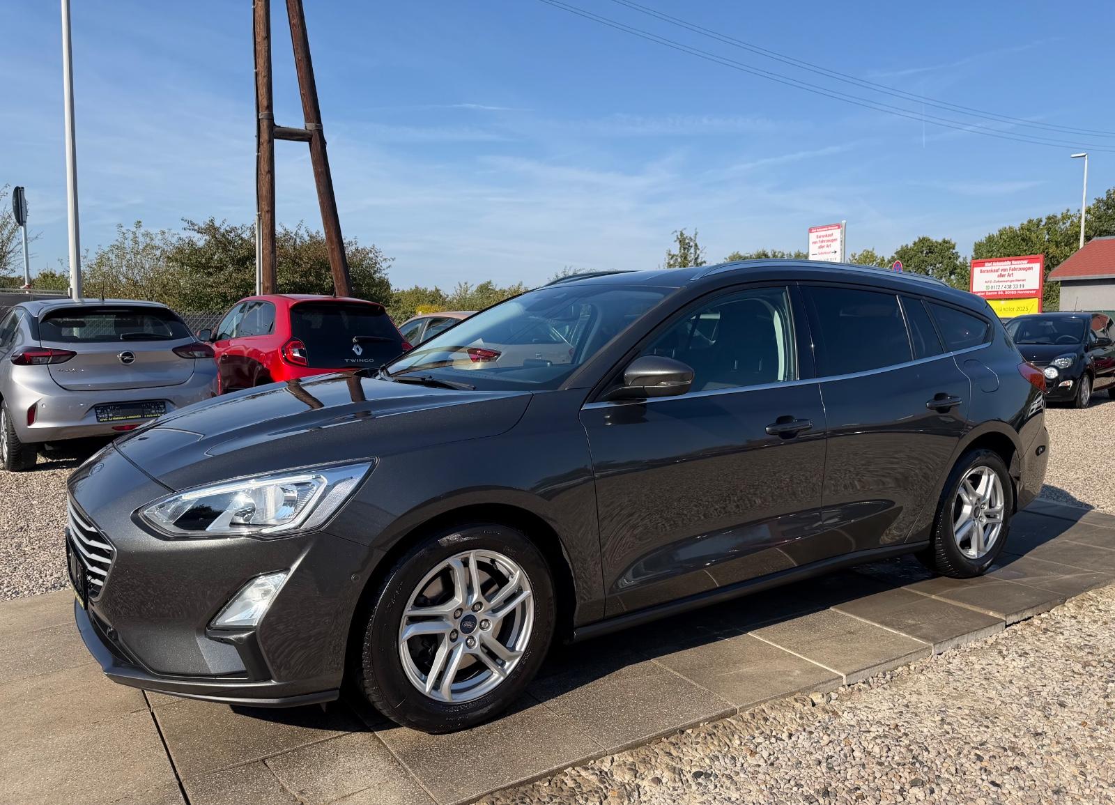 Ford Focus Turnier Cool & Connect Sport Lenkrad