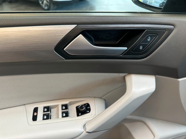 MYAUTOCENTER – Gebraucht- und Jahreswagen mit Werkstattservice in Pfaffenhofen Volkswagen Touran Comfortline BMTStart-Stopp *7 Sitzer*ACC