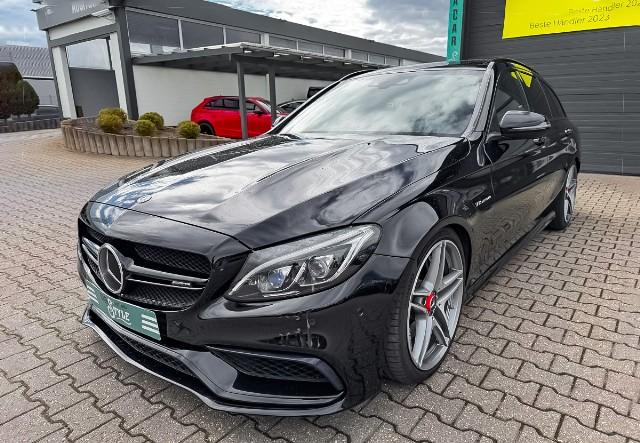 Mercedes-Benz C 63 AMG T LED Panorama HeadUp  Ambiente Comand 