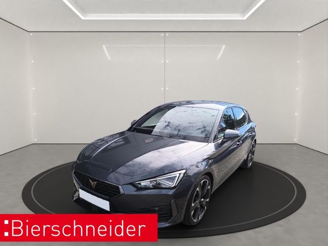 Cupra Leon 2.0 TSI DSG NAVI LED ACC PARKASSI