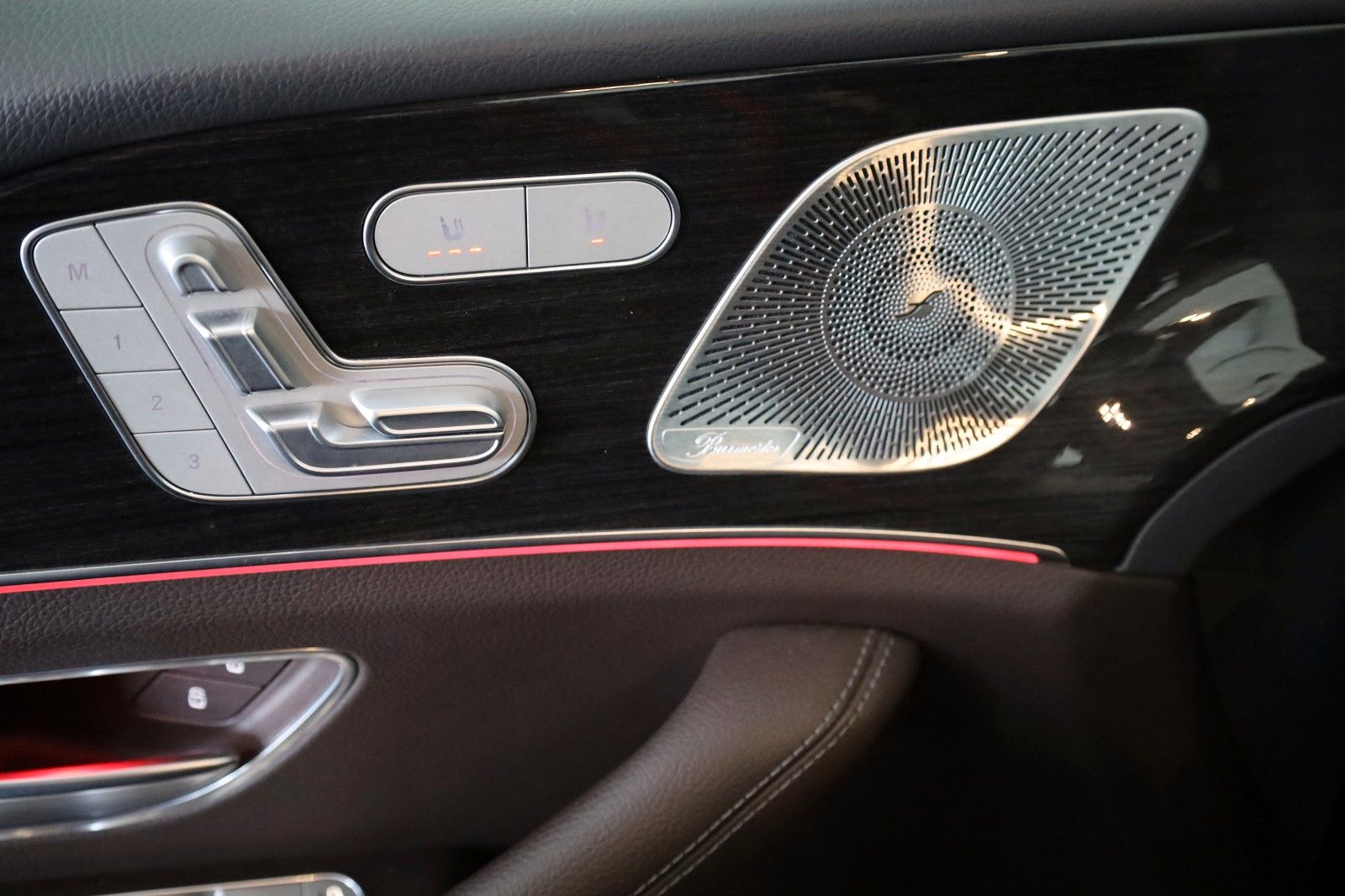 Fahrzeugabbildung Mercedes-Benz GLE 350de 4M ,Navi,Panorama,360°,Memory,Burmest.