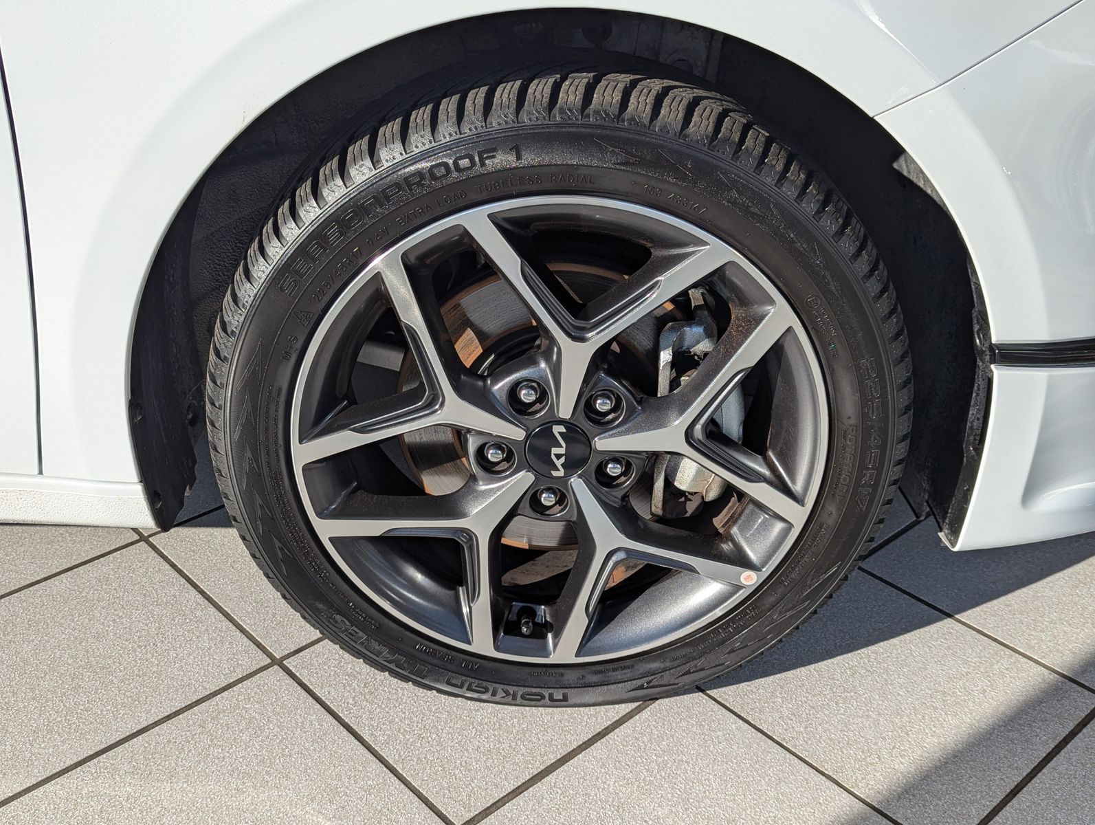Fahrzeugabbildung Kia cee'd / Ceed 1.5 Spirit JBL ACC Kamera 7J-Gar