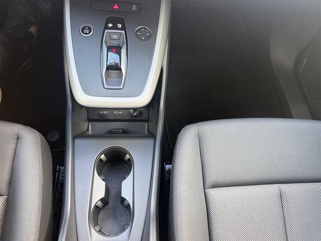 Audi Q4 45 82 kWh Assistenzpaket plus, миниатюра 14