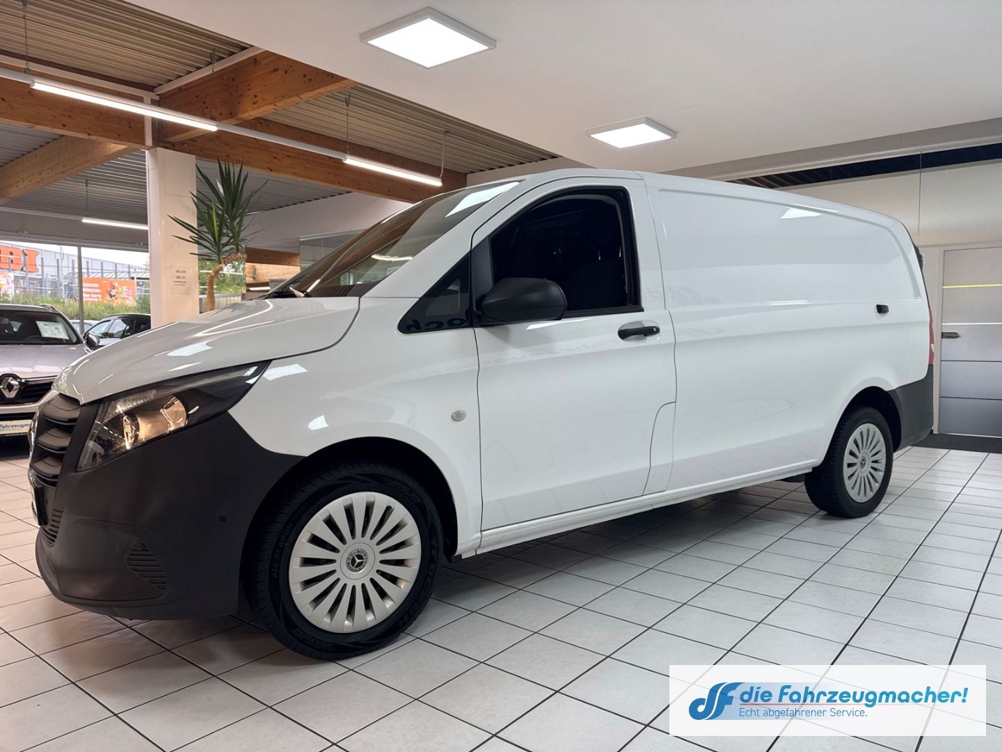 Fahrzeugabbildung Mercedes-Benz Vito Kasten 116 CDI PRO Facelift lang Navi Apple