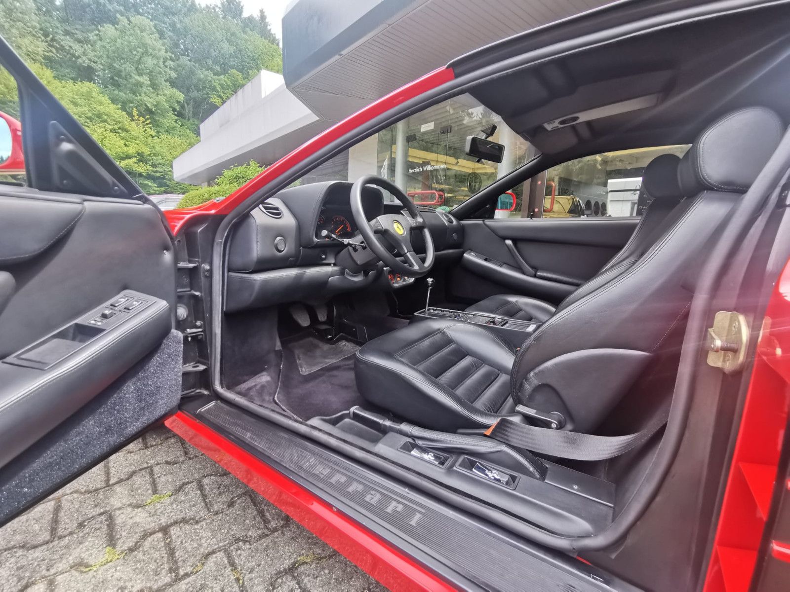 Ferrari 512 TR Neuwertig+Deutsch Auslieferung+Historie foto 7