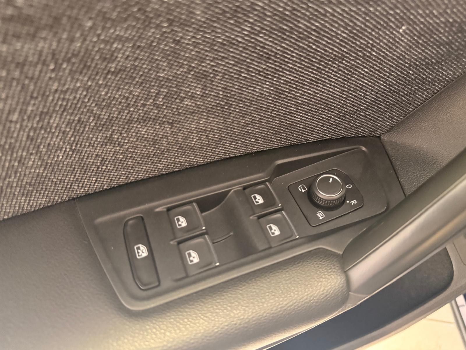Fahrzeugabbildung SEAT Tarraco Xcellence 4Drive/ SCHECKHEFT/AHK/BEATS