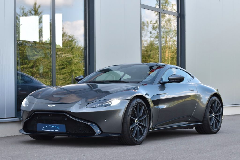 Aston Martin V8 Vantage