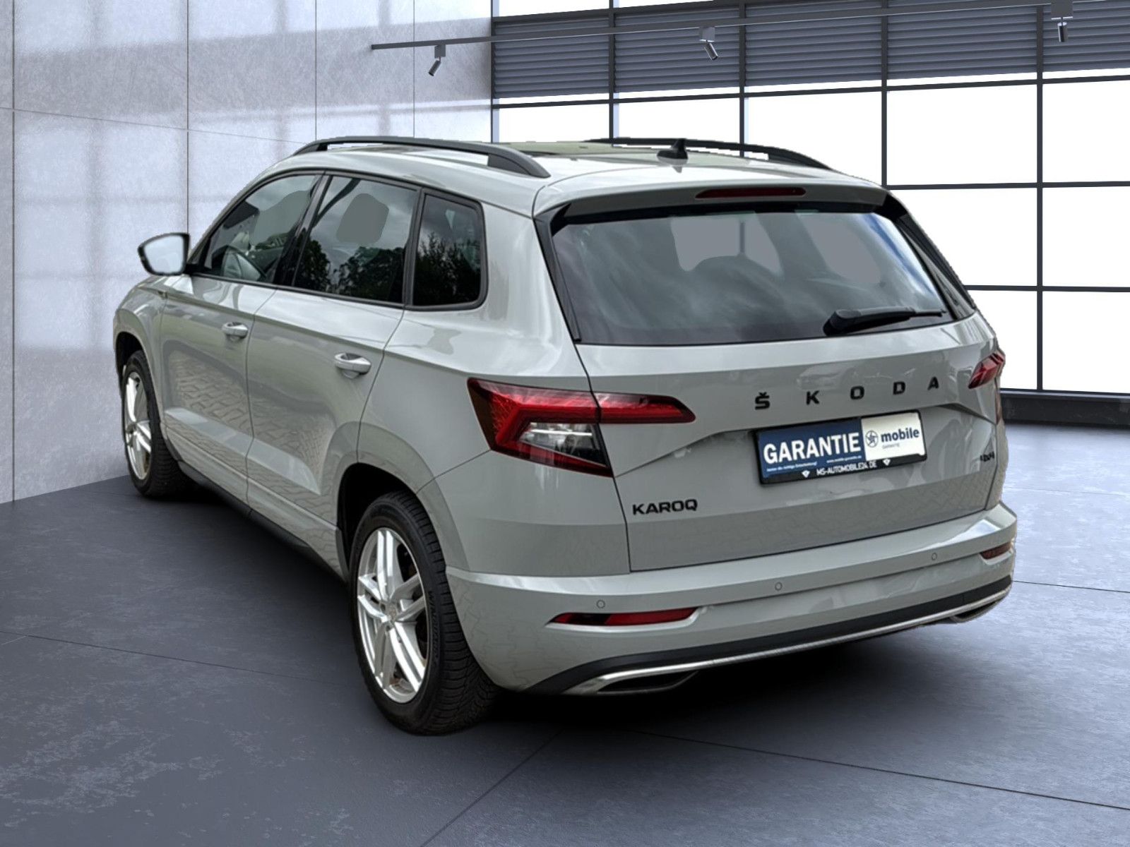Fahrzeugabbildung SKODA Karoq Sportline 4x4/ unfallfrei