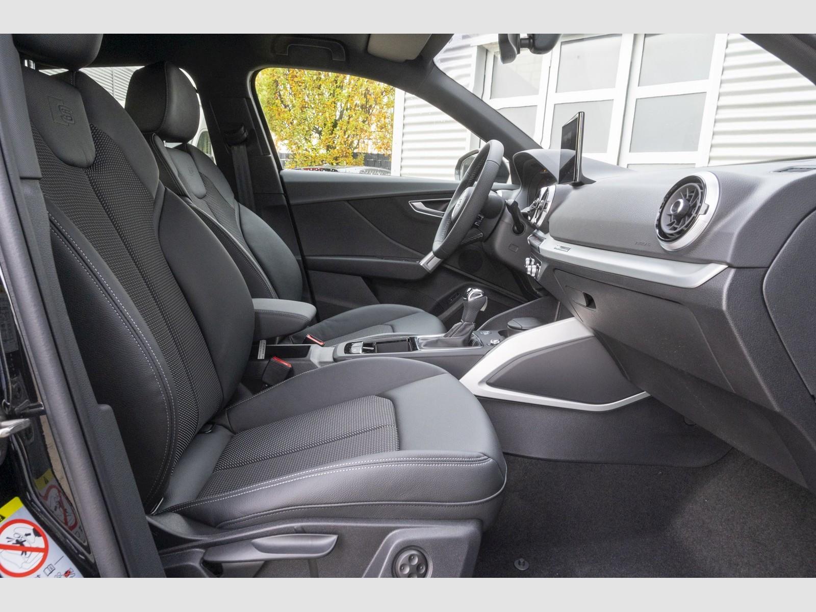 Audi Q2 S line 35 TFSI S-tronic Black*Matrix*comp. UP