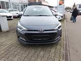 Hyundai i20 Trend AUT. NAVI KAMERA SHZ LHZ PDC ALU - Hyundai i20: Limousine